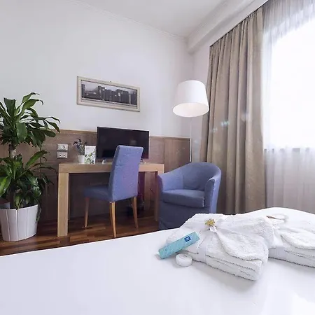 Hotel Firenze 3*