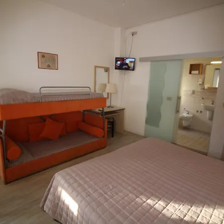 Firenze מלון 3*