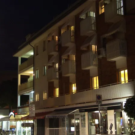 Firenze 3* קאורלה