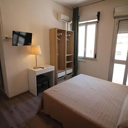 Firenze קאורלה